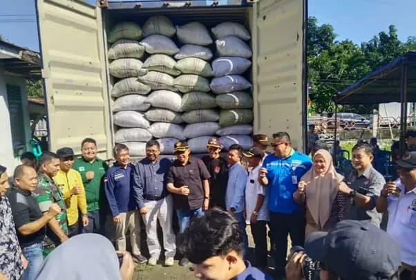 PAU Kawal Ekspor Perdana Arang BUMDES Uling, Ciptakan Tolak Ukur Baru dalam Pembangunan Daerah