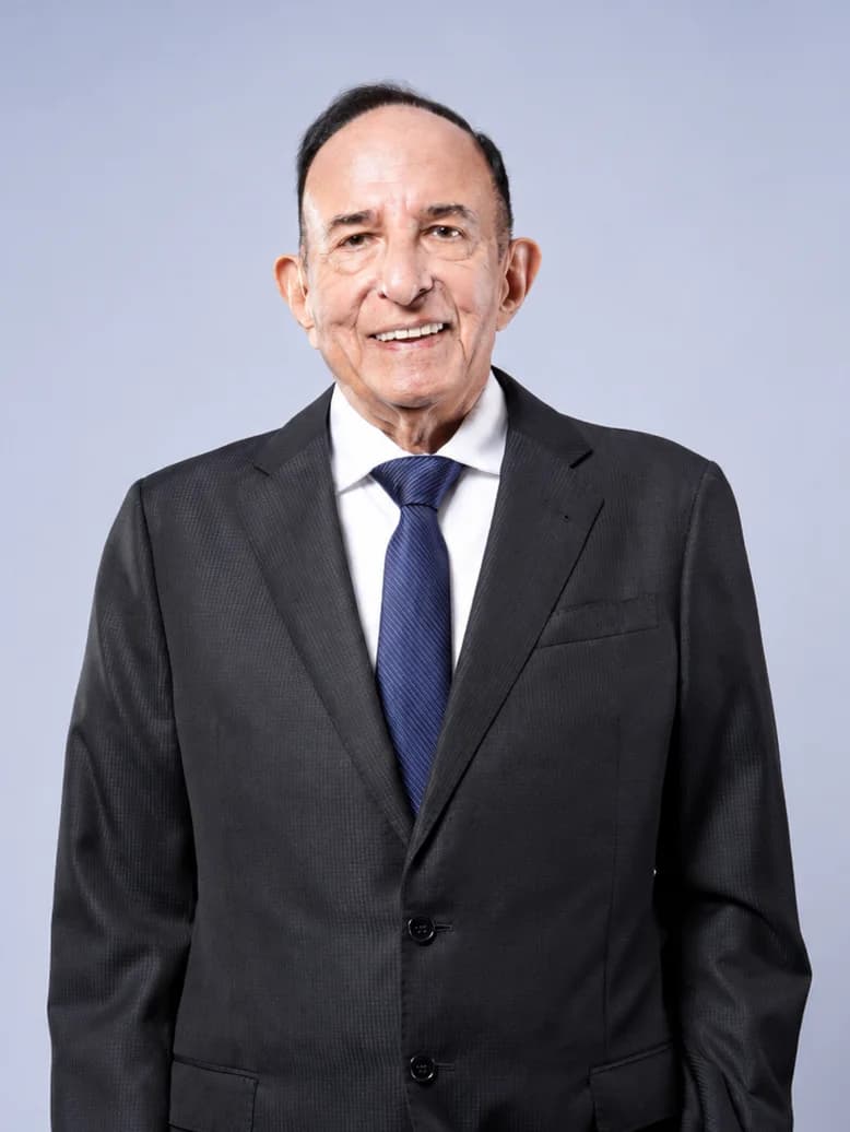 Chander Vinod Laroya